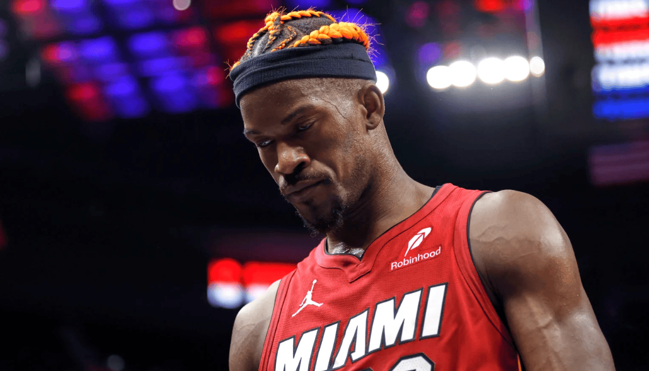 九游体育官网巴特勒在掘金比赛中反败为胜，出色防守引发热议！气势如虹延续的简单介绍