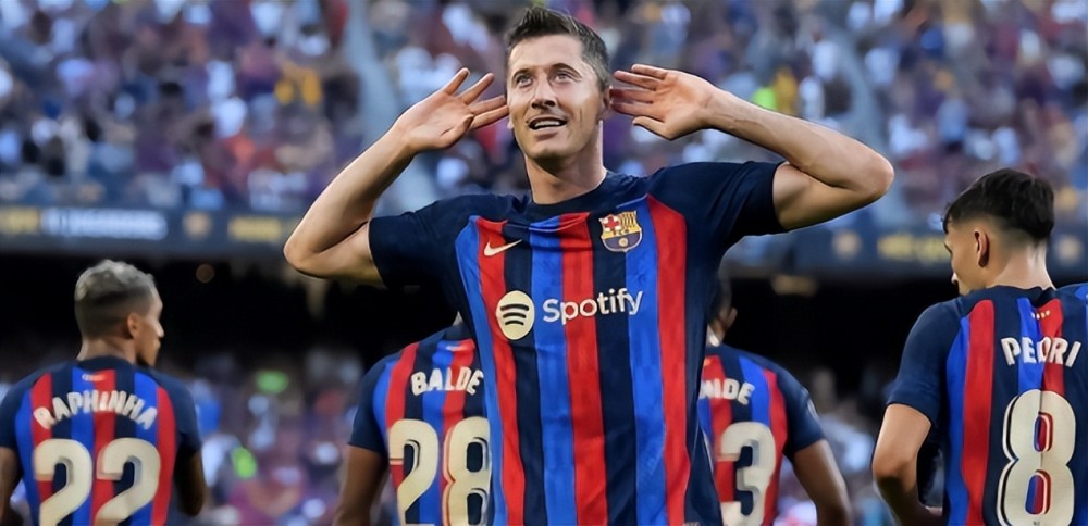 九游体育APP法国队前途光明！，莱万多夫斯基新星战术调整表现突出赢得满堂喝彩的简单介绍