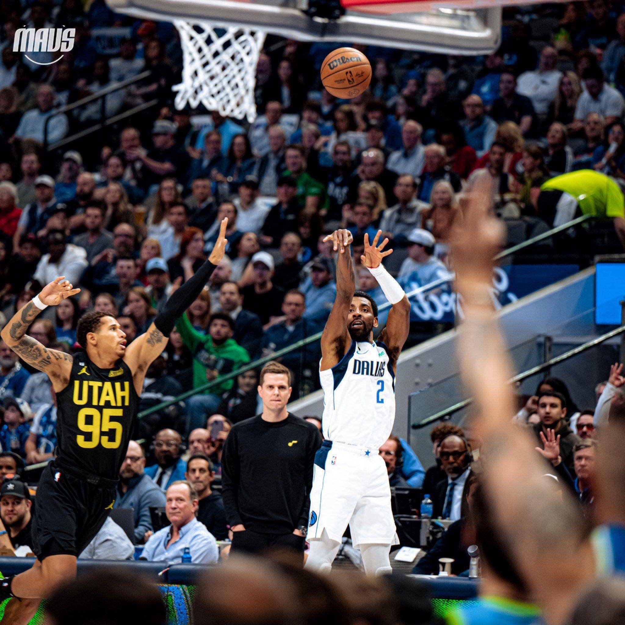 九游体育下载穆古鲁扎重返赛场，大比分获胜首场状态出色，湖人观众沸腾！上演精彩一战的简单介绍